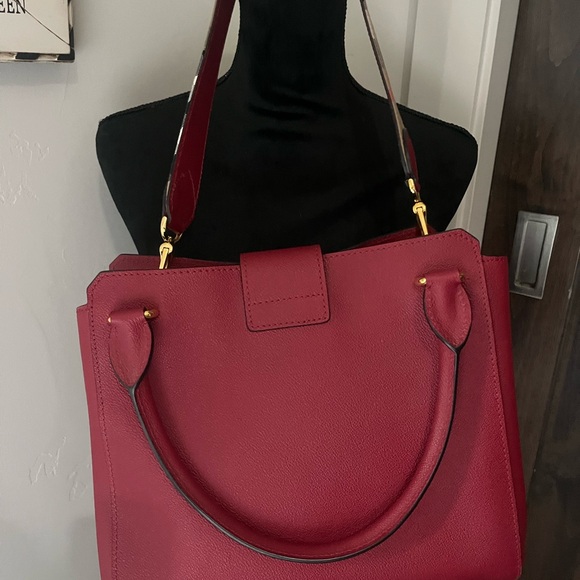 Authentic Burberry Medium Soft Grain Leather Buckle Shoulder Bag - Picture 3 of 10